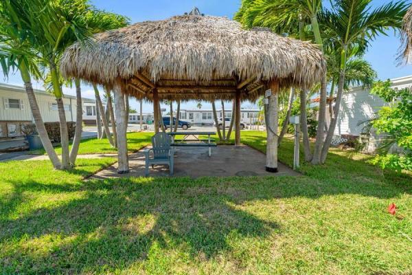 2024 340LD24522A - RAFAEL  Home