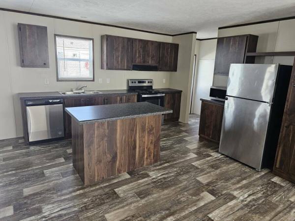 2022 CHPR2856H42P01  Home