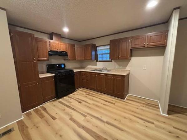 2020 LH166432-F  Home