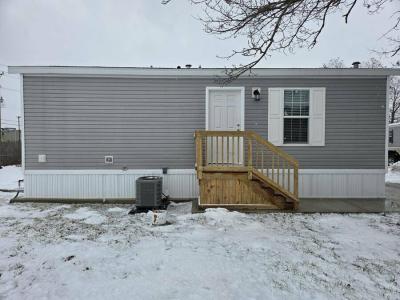 Mobile Home at 211 Carriage Lane Estate Streator, IL 61364