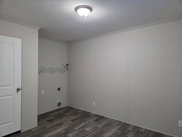 2022 FGS1436FEHC1  Home