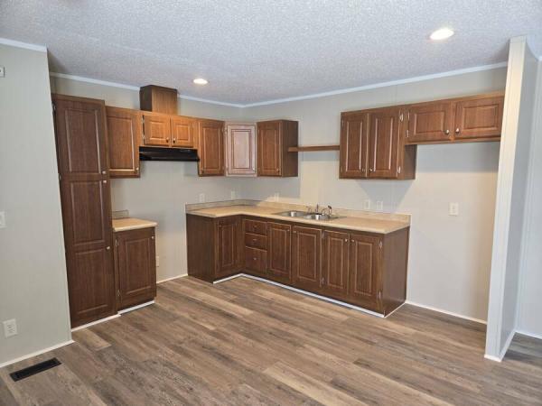 2018 LONE STAR166432F  Home