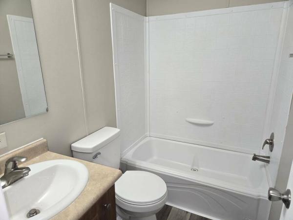 2018 LONE STAR166432F  Home