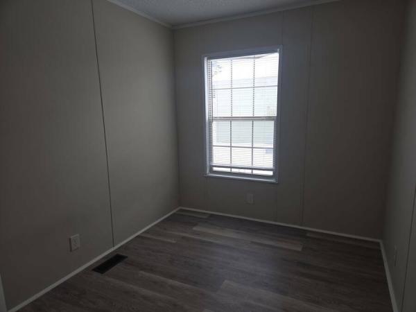 2018 LONE STAR166432F  Home