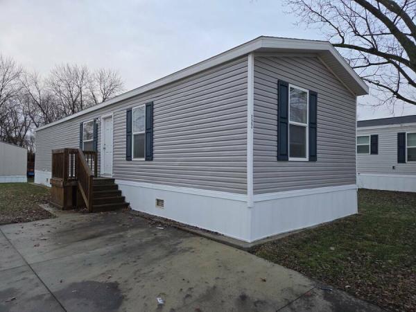 2021 RA1652 201  Home