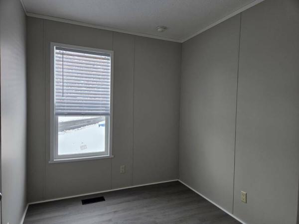 2021 RA1652 201  Home