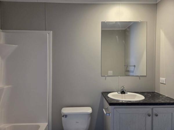 2021 RA1652 201  Home