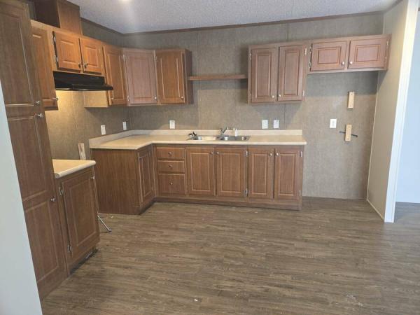 2020 LH166432-F  Home