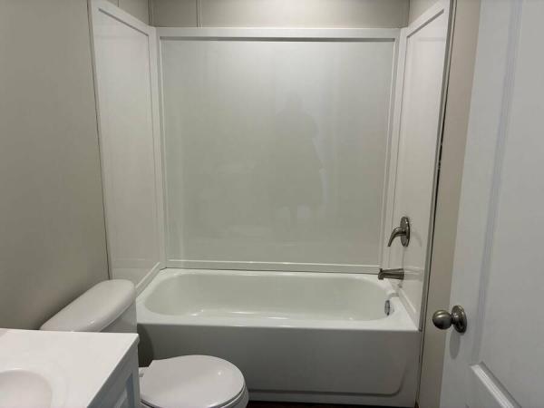 2023 30CEJ16663AH22  Home