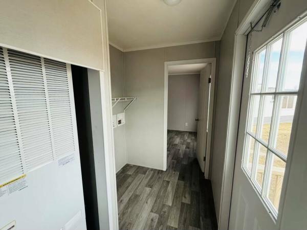 2022 RFN1664 9BFC1  Home