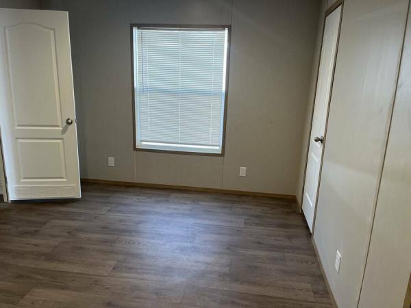 2022 76CEJ16663AH22  Home