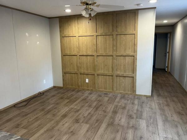 2022 76CEJ16663AH22  Home