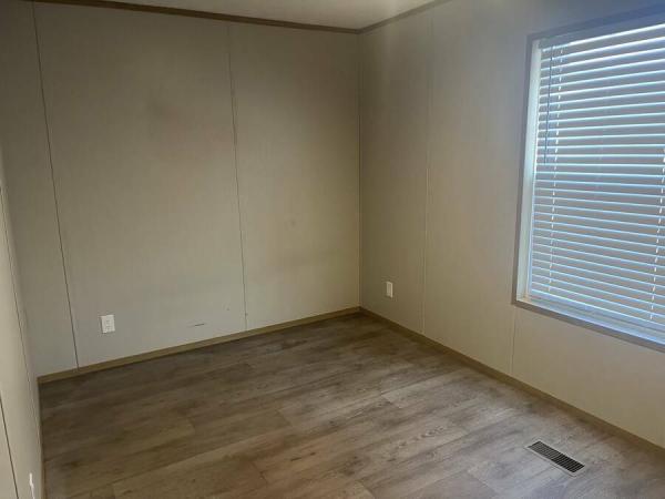 2022 76CEJ16663AH22  Home