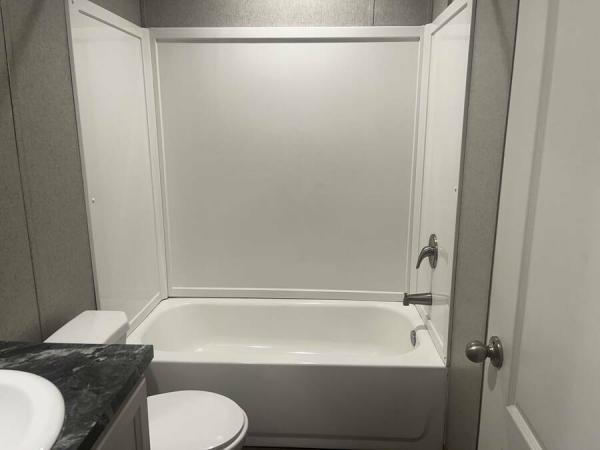 2022 76CEJ16663AH22  Home