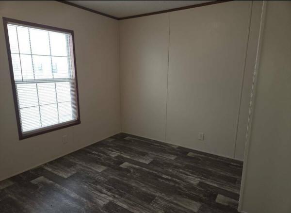 2020 LH167232B-F  Home