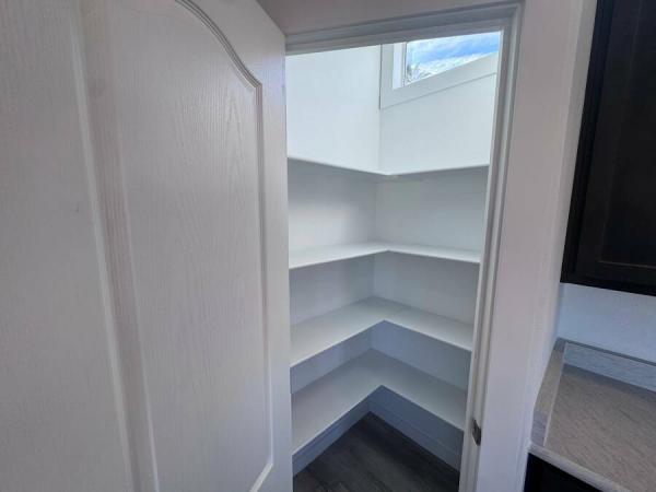 2025 120MA11351J  Home