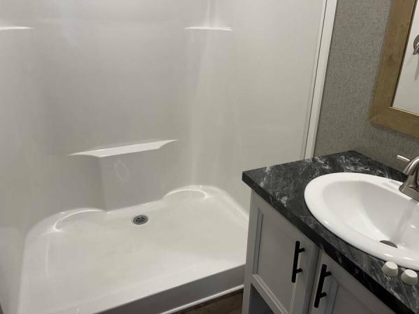 2023 76CEJ16663AH23  Home