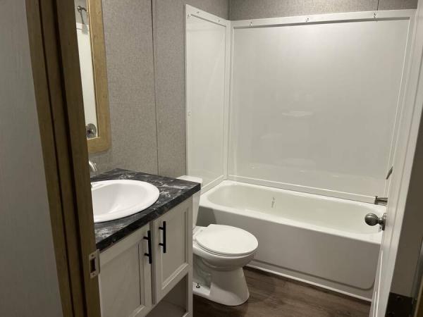 2023 76CEJ16663AH23  Home