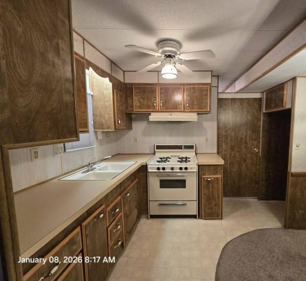 1983 MOBILE HOM  Home