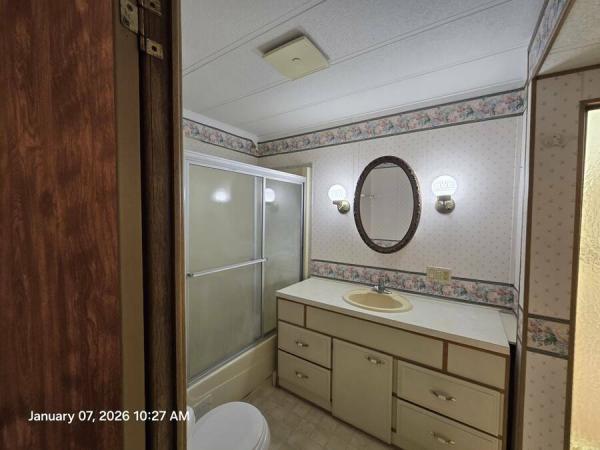 1983 MOBILE HOM  Home