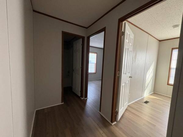 2020 LH166432F  Home