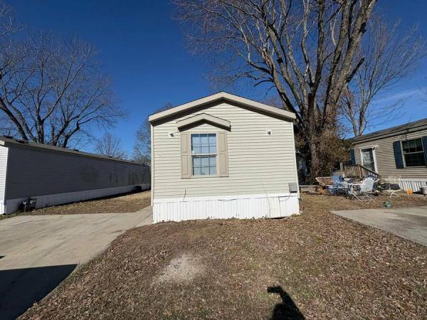 2019 LH166432F  Home