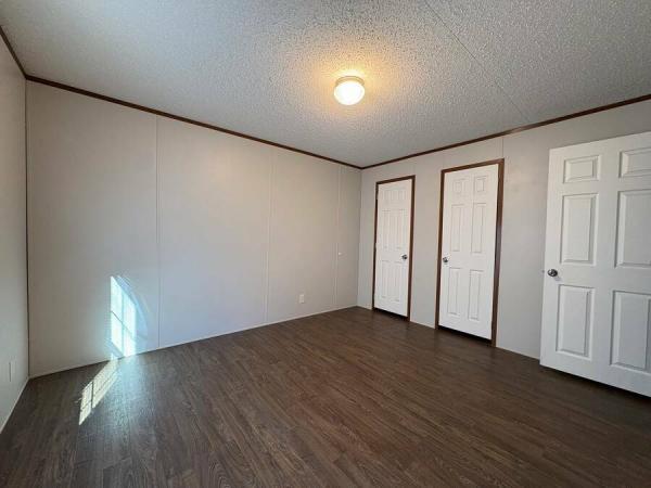 2019 LH166432F  Home