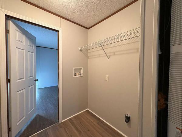 2019 LH166432F  Home