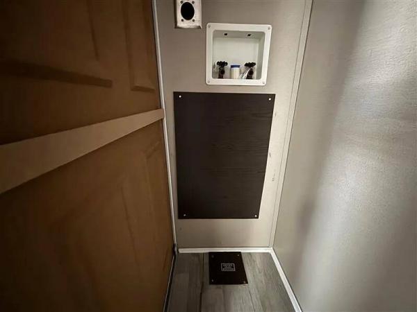 2019 580BE443XHE30054G  Home