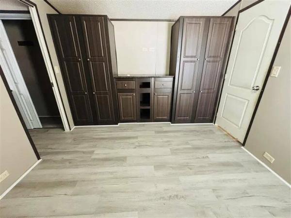 2019 580BE443XHE30054G  Home