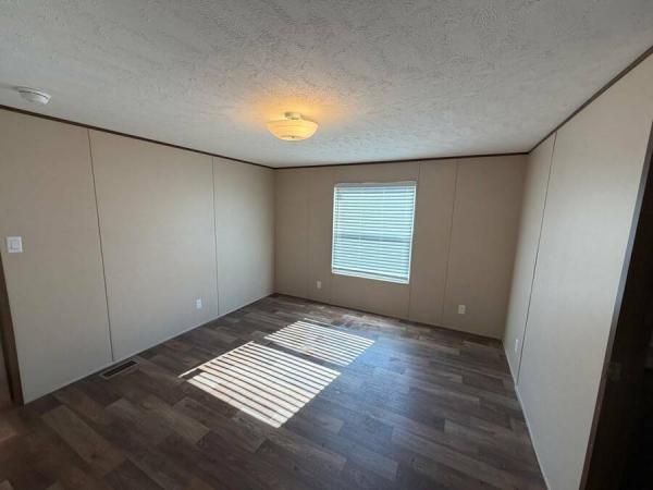 2022 97TRS14663AH23  Home