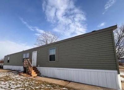 Mobile Home at 2220 Dunkelburg Rd Lot#627 Fort Wayne, IN 46819