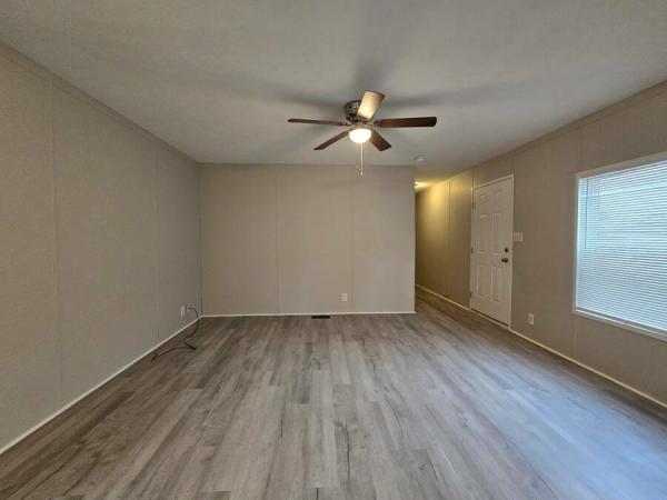 Photo 1 of 2 of home located at 37 Eagle Dr Elsmere, KY 41018