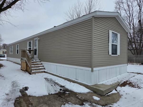 Photo 1 of 2 of home located at 125 Vermillion Est Pontiac, IL 61764