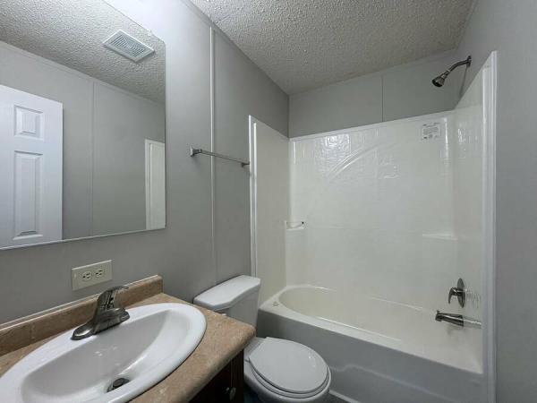 2019 LH166432F  Home