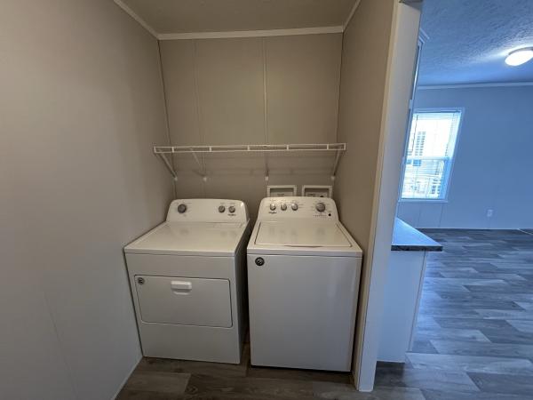 2021 Redman Redman Advantage II  Home