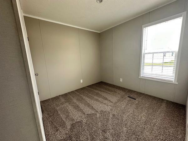 2022 Champion Redman Advantage II  Home