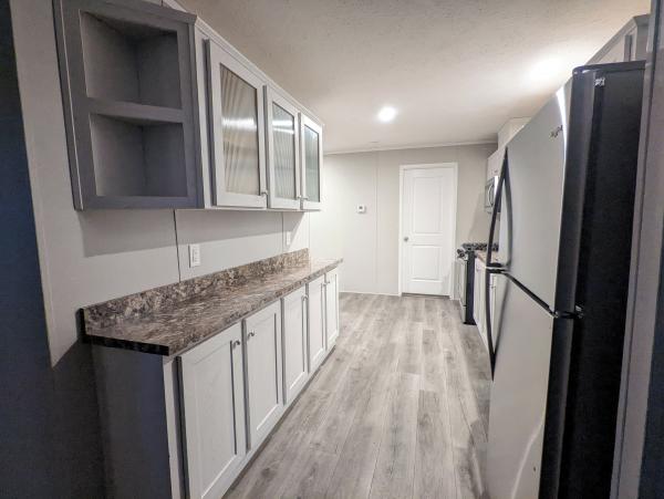 2022 Champion Redman Advantage II  Home