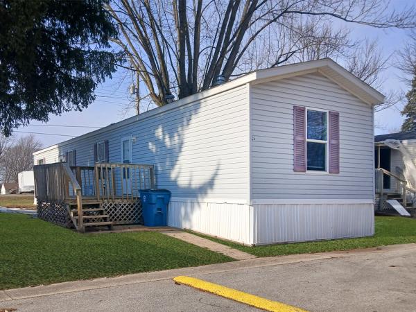 2010  Mobile Home For Sale