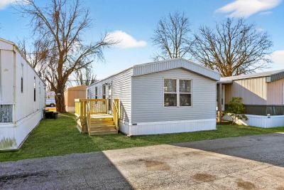 Photo 2 of 26 of home located at 9829 Big Horn Dr, Lot 58 Brownsburg, IN 46112