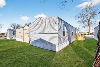 Photo 4 of 26 of home located at 9829 Big Horn Dr, Lot 58 Brownsburg, IN 46112