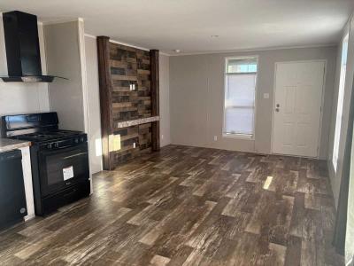 Photo 5 of 8 of home located at 16601 N. 29Th. St. Lot 16 Phoenix, AZ 85032