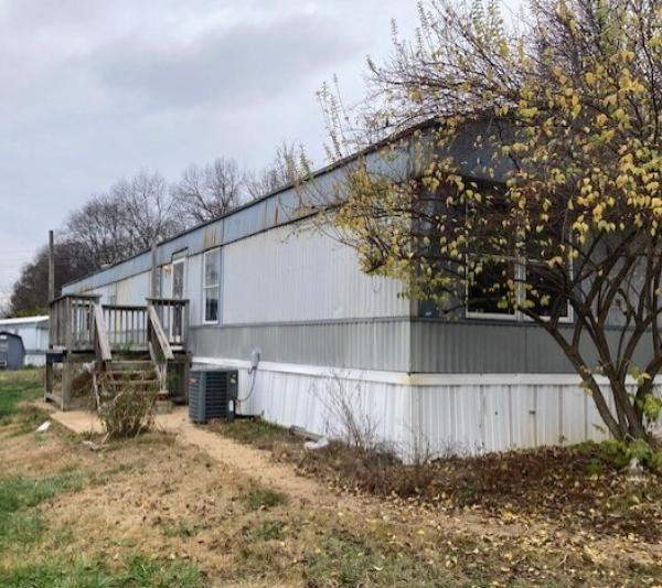 1999  Mobile Home For Sale