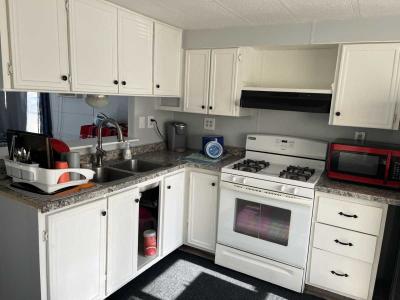 Photo 4 of 8 of home located at 459 Raume Ct Rochester Hills, MI 48307