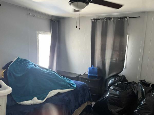 1973 Hampton Manufactured Home