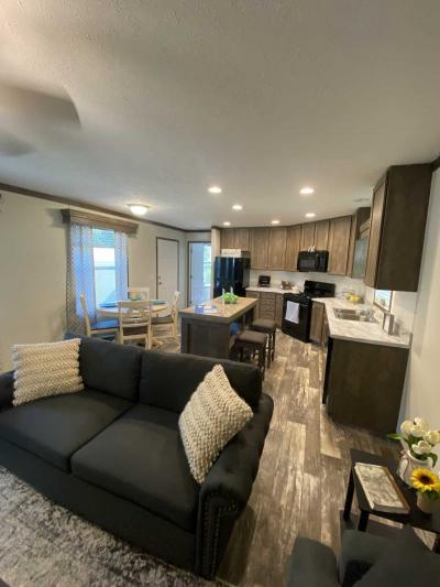 Mobile Home at 3725 N. Peoria Rd.#30 Springfield, IL 62702