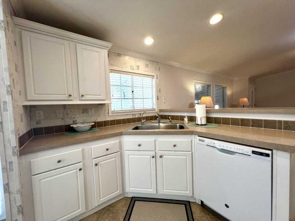 2006 FLEE LifeStages Series Manufactured Home