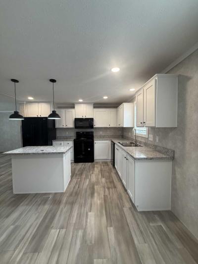 Photo 2 of 33 of home located at 4000 E 134th Street #1001 Chicago, IL 60633