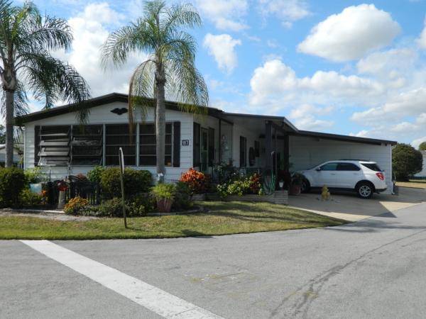 Photo 1 of 2 of home located at 2425 Harden Blvd #187 Lakeland, FL 33803