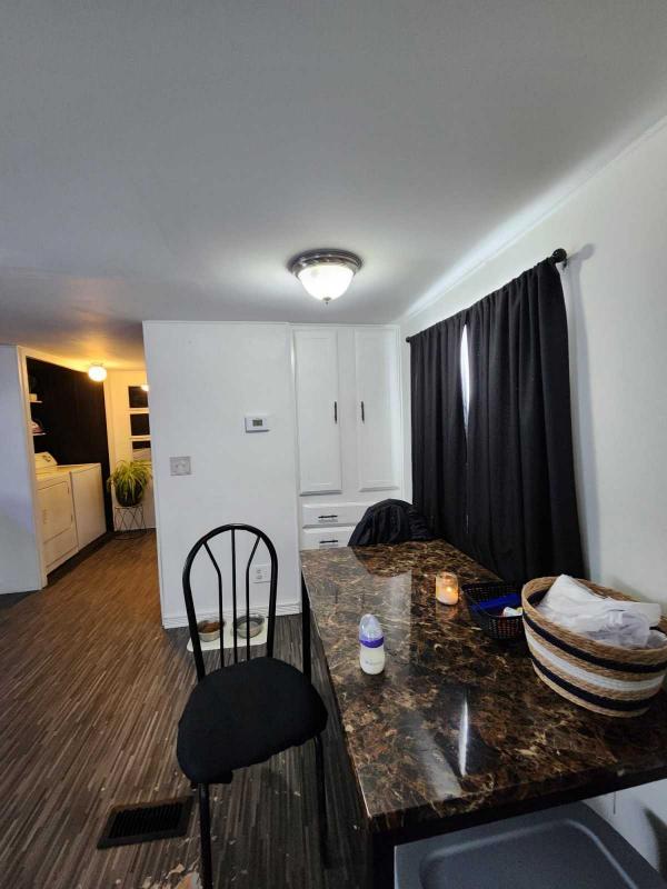 1974 Windsor Manufactured Home